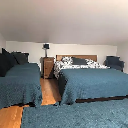 Le Bleu Levant Bed & Breakfast 3*