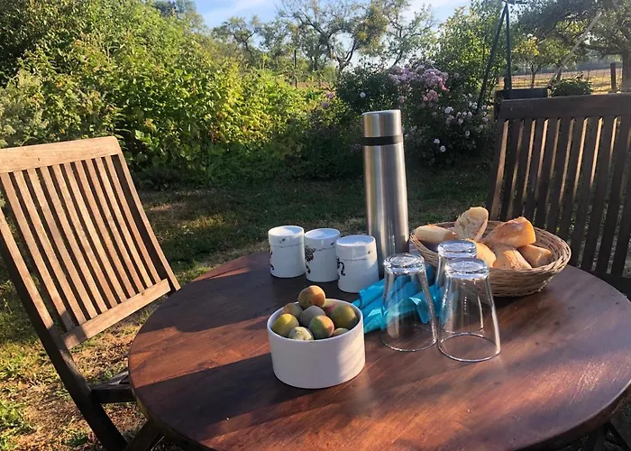 Le Bleu Levant 住宿加早餐酒店